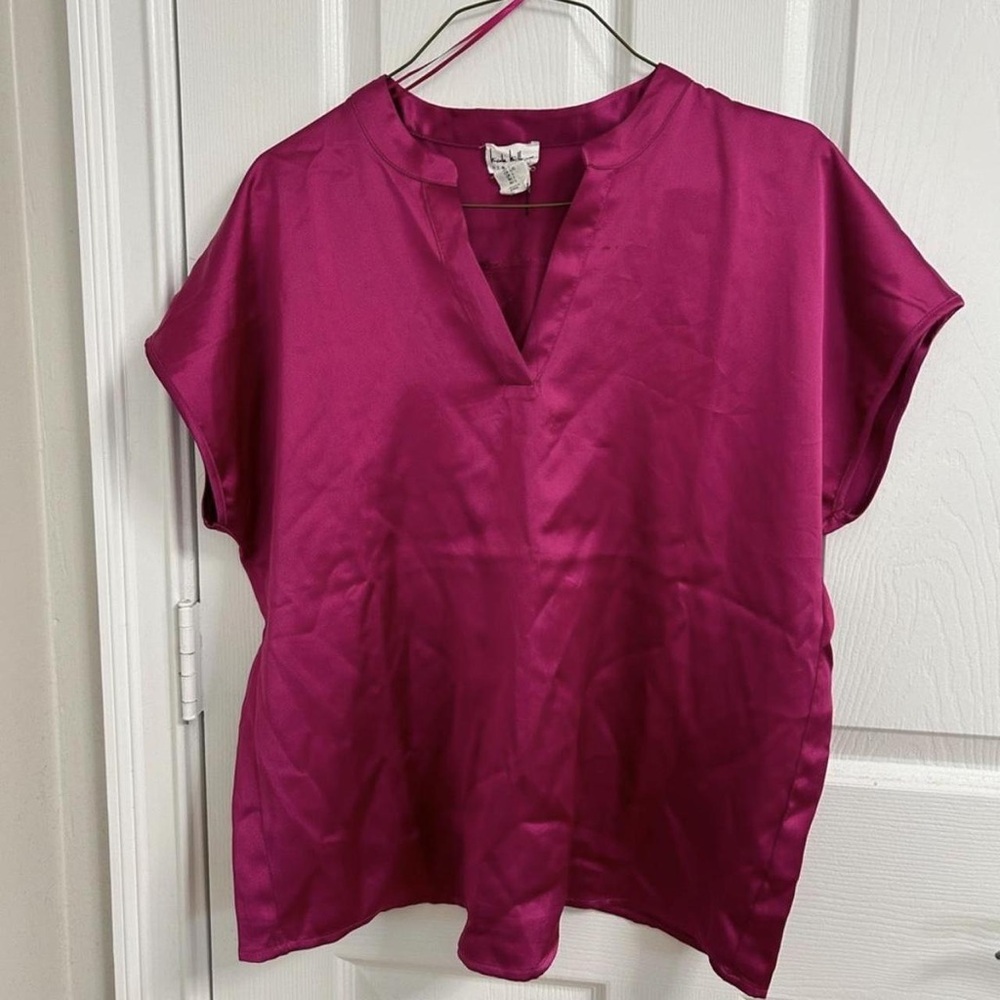 Nicole Miller Satin V-Neck Short Sleeve Blouse in Fuchsia